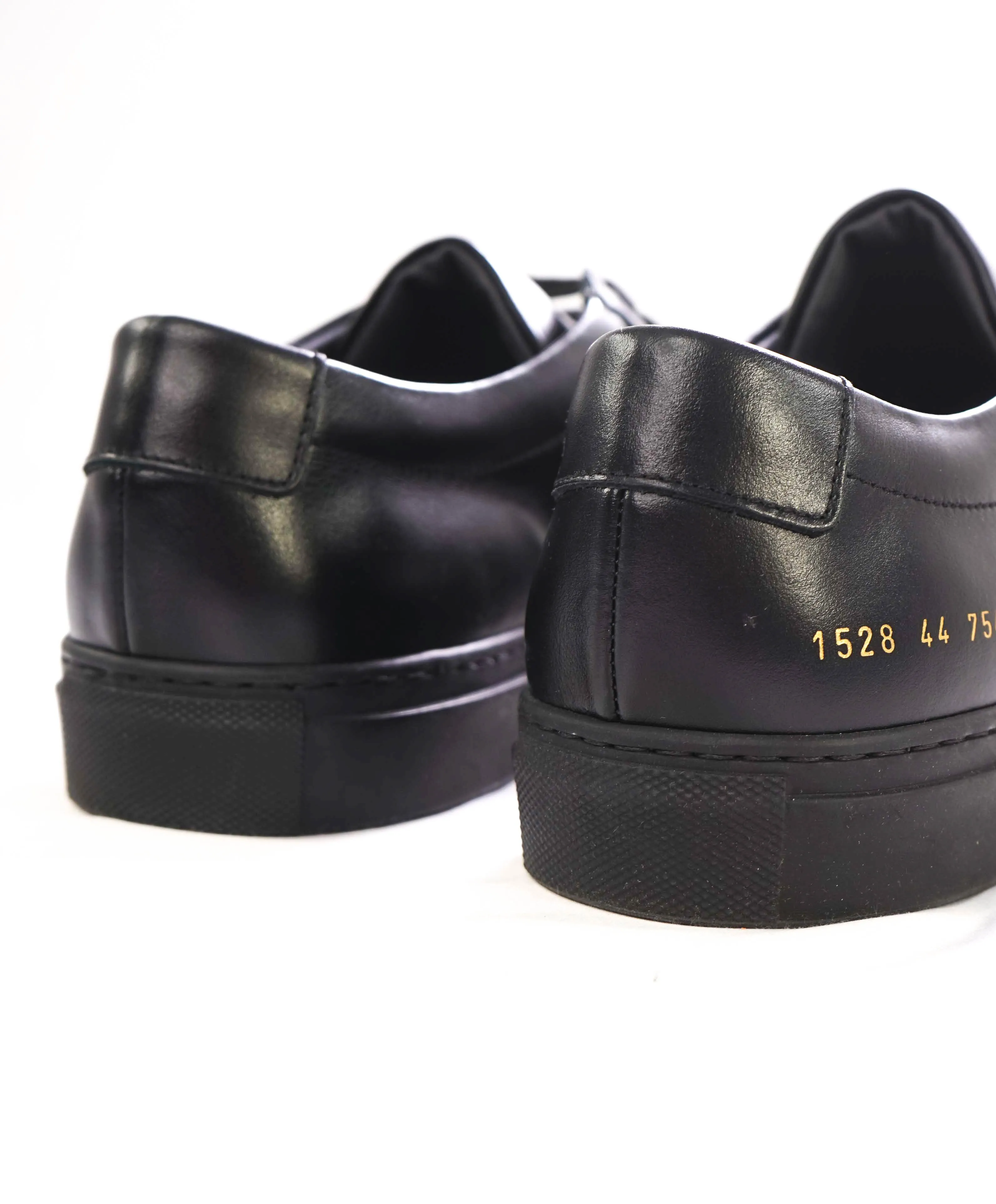 $440 COMMON PROJECTS - "Achilles" Black Leather Sneakers - 11 US (44EU)