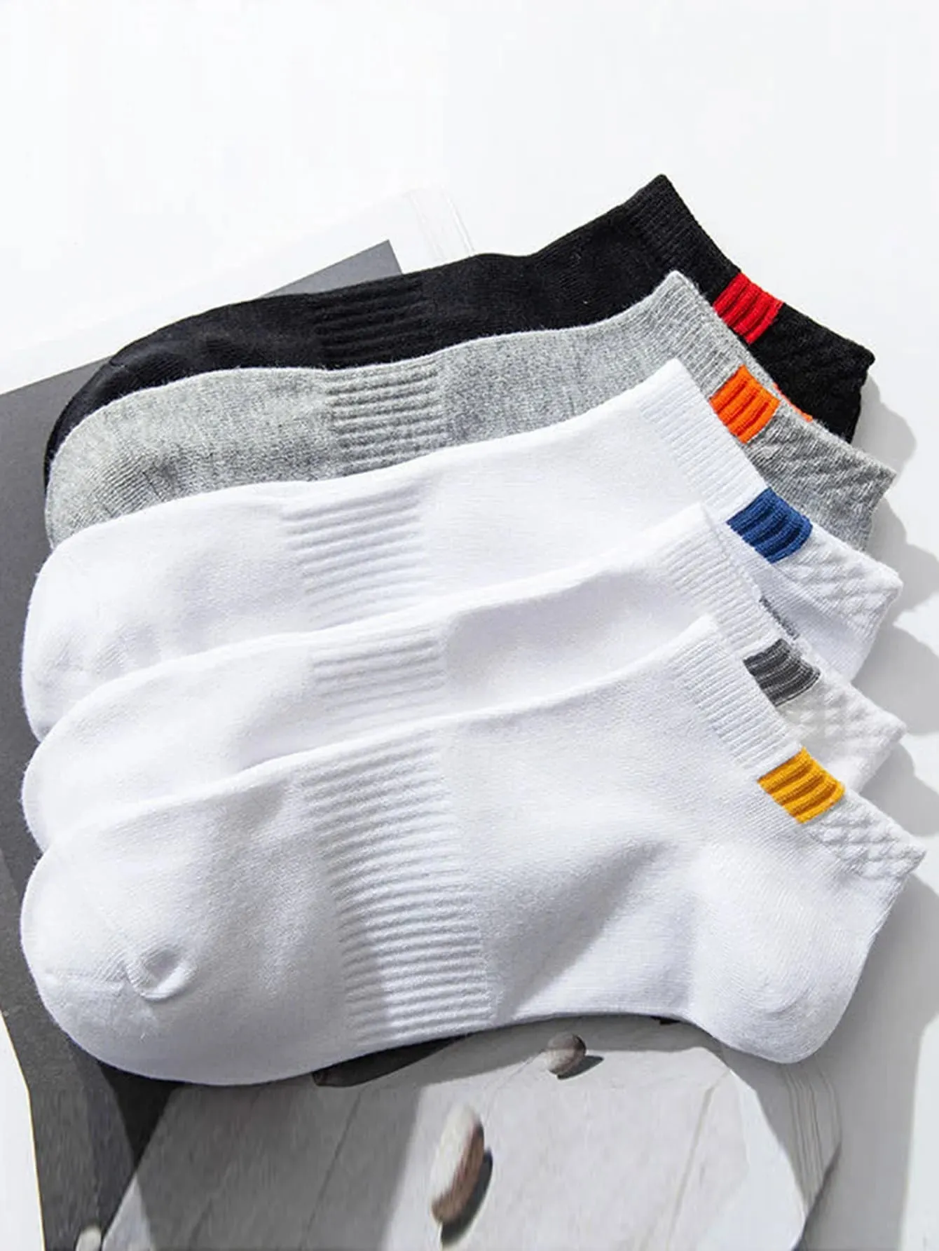 5 Pairs Fashionable Men's Boat Socks