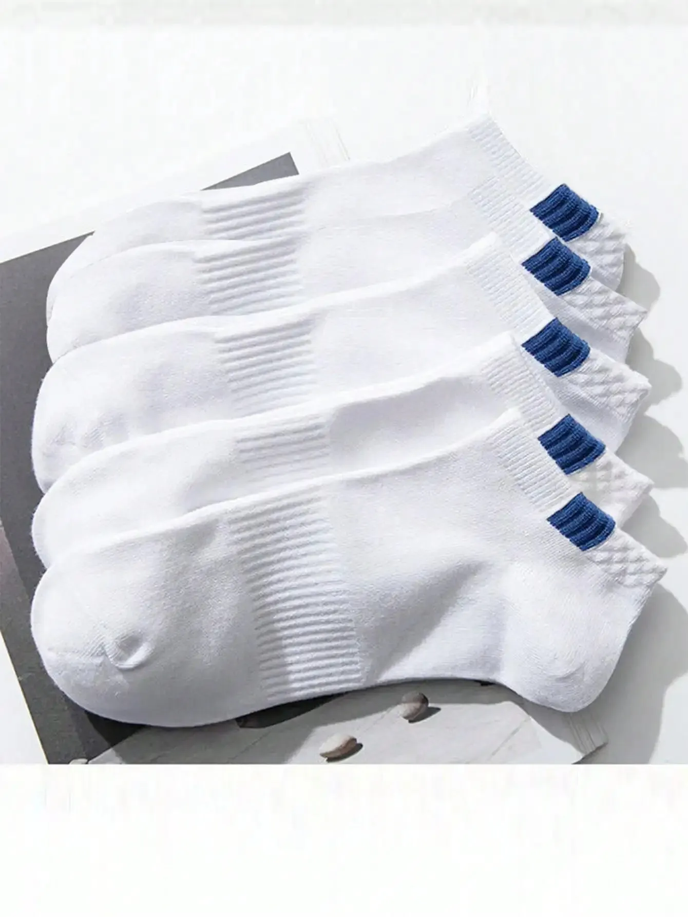 5 Pairs Fashionable Men's Boat Socks