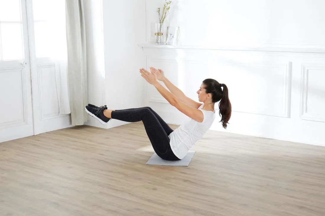 50 cm x 39 cm x 8 mm Pilates Mini Floor Mat 500 - Grey