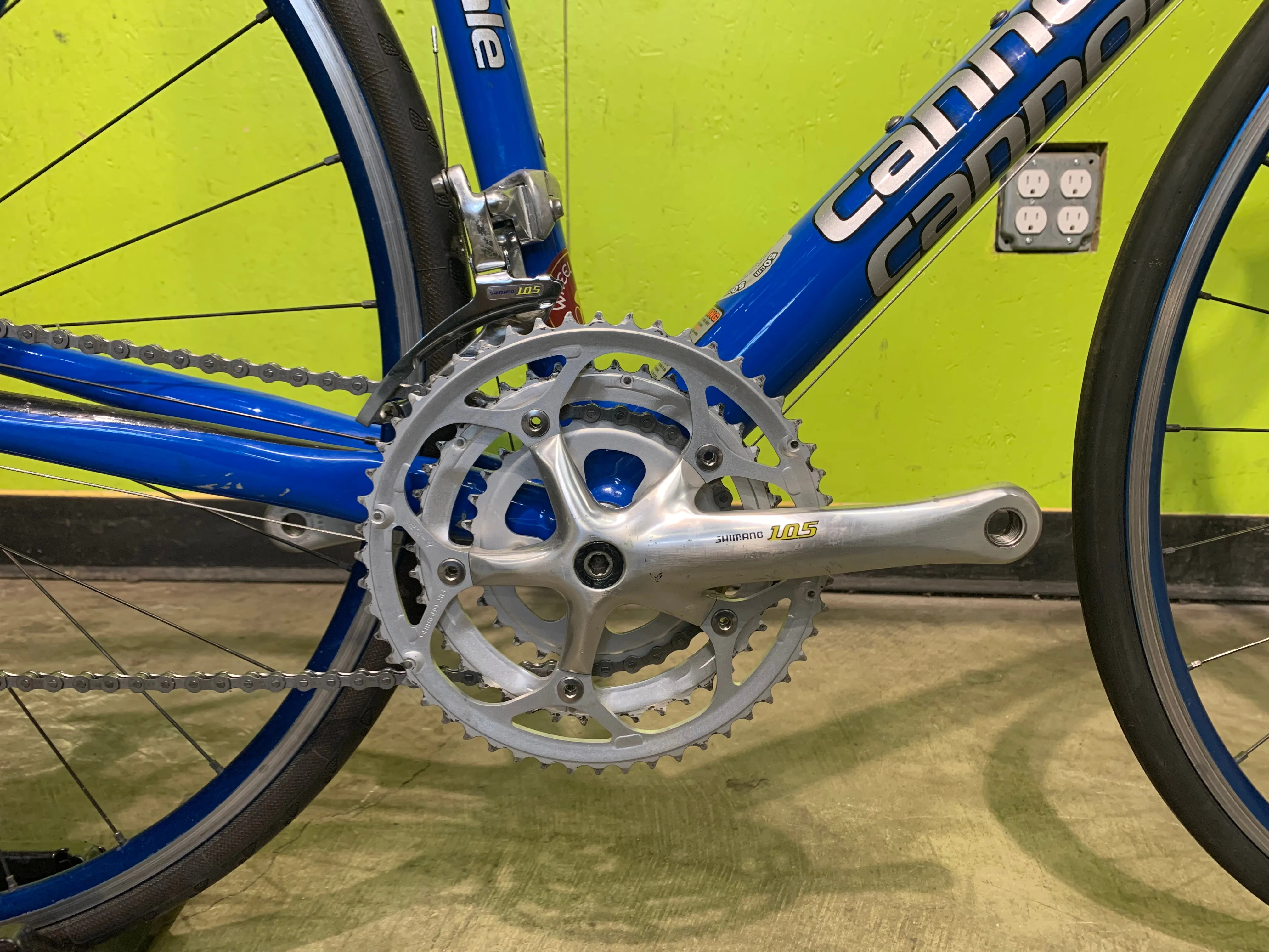 50cm/ 19" Cannondale R800 Road Bike Blue