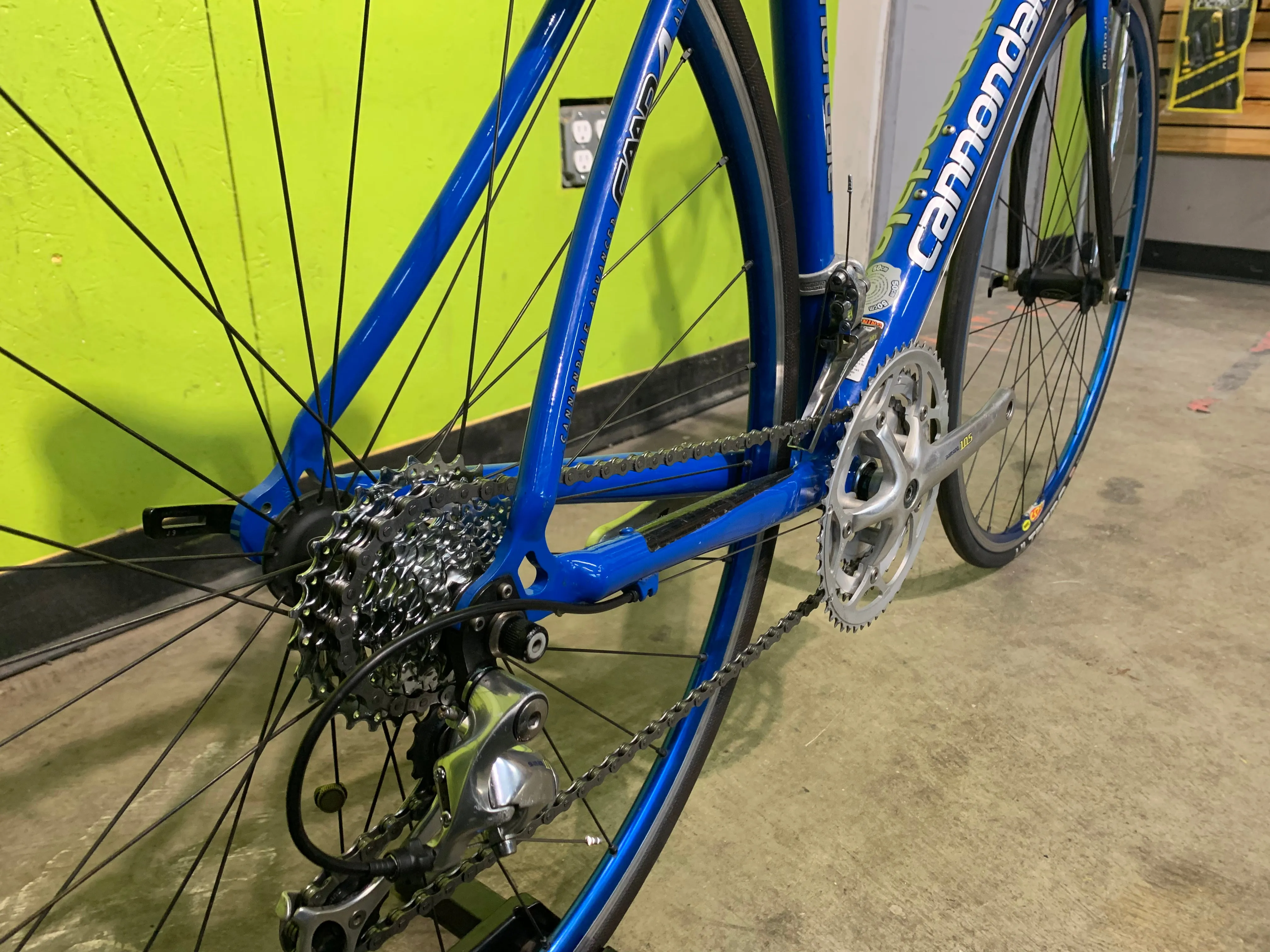 50cm/ 19" Cannondale R800 Road Bike Blue