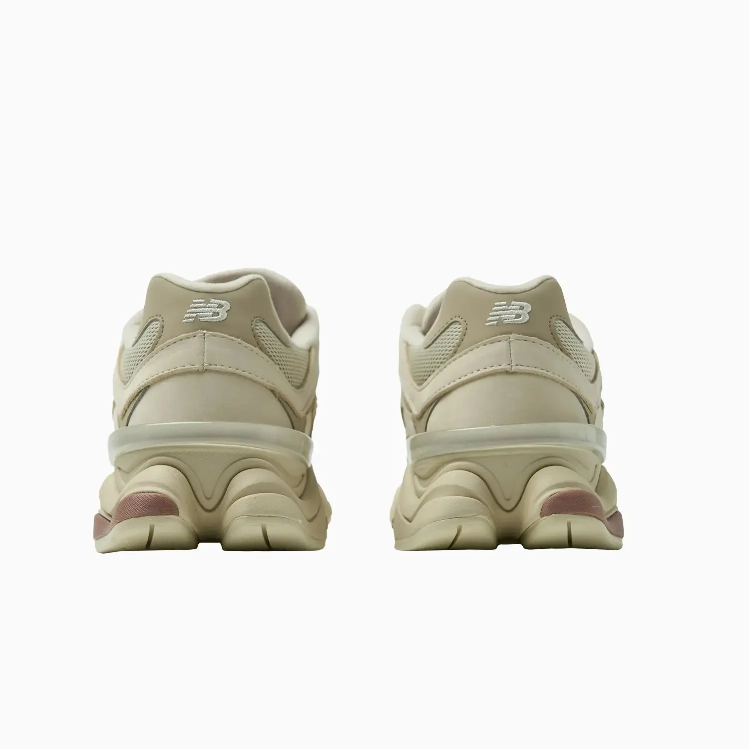 9060 "Bone Sparrow"