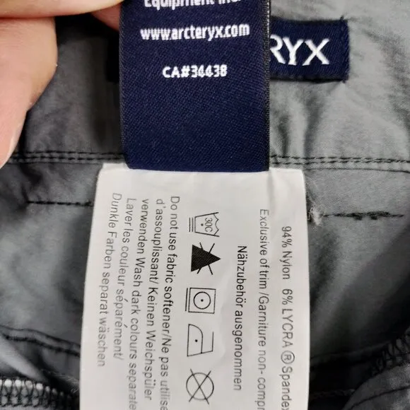 Arc'teryx Rampart Cargo Shorts Women Sz 4 Long Gray Nylon Hiking Camping Outdoor