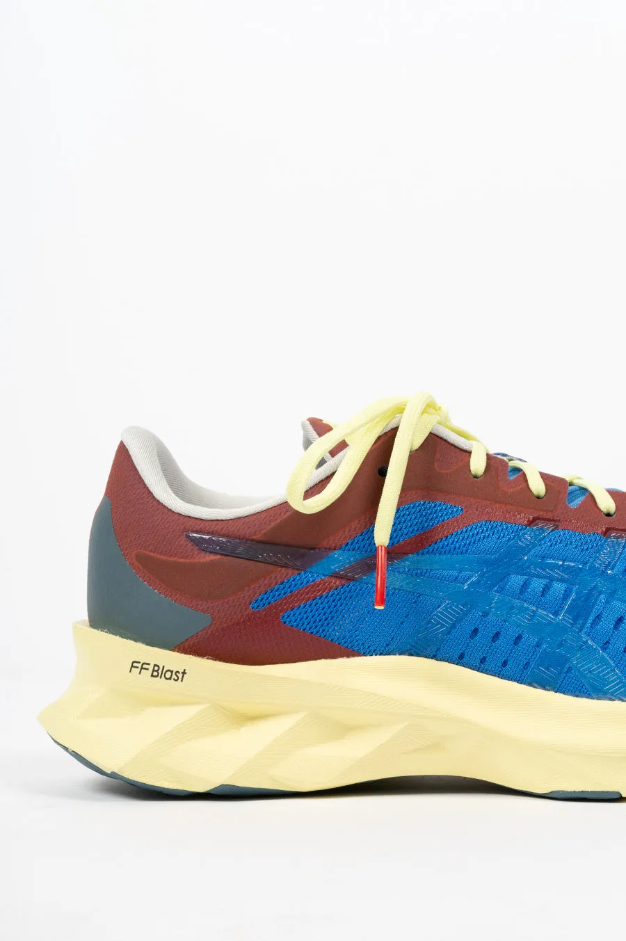 ASICS X AFFIX NOVABLAST STROBE BLUE