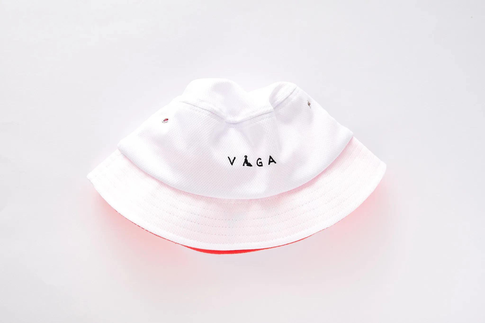 Bucket Hat White / Pink