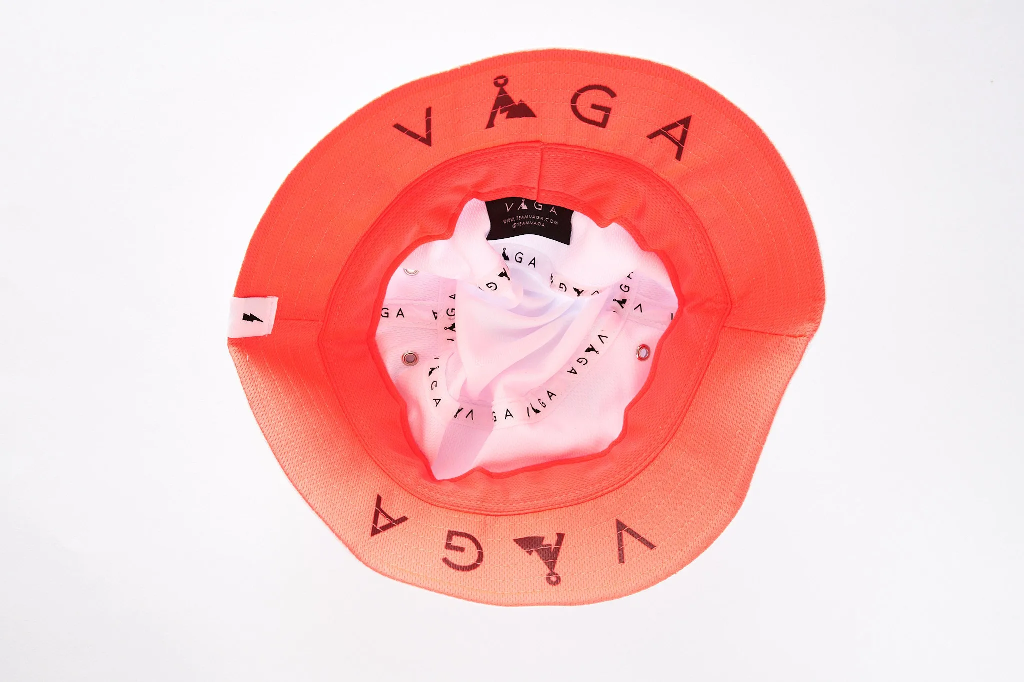 Bucket Hat White / Pink