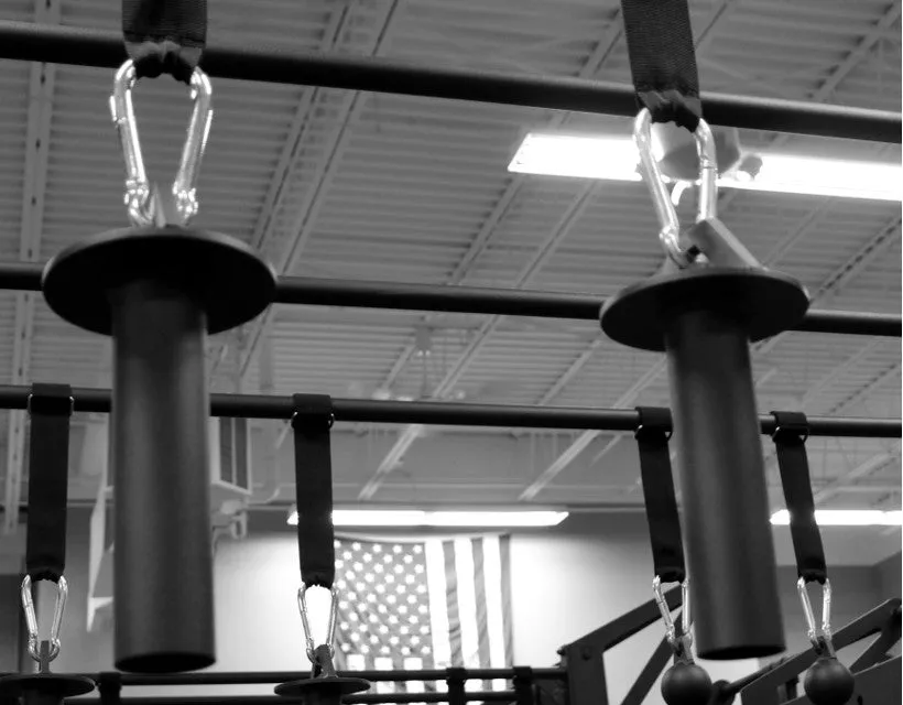 CFF 2" POST GRIP TRAINER - PIT BULL NUNCHUCK GRIPPERS