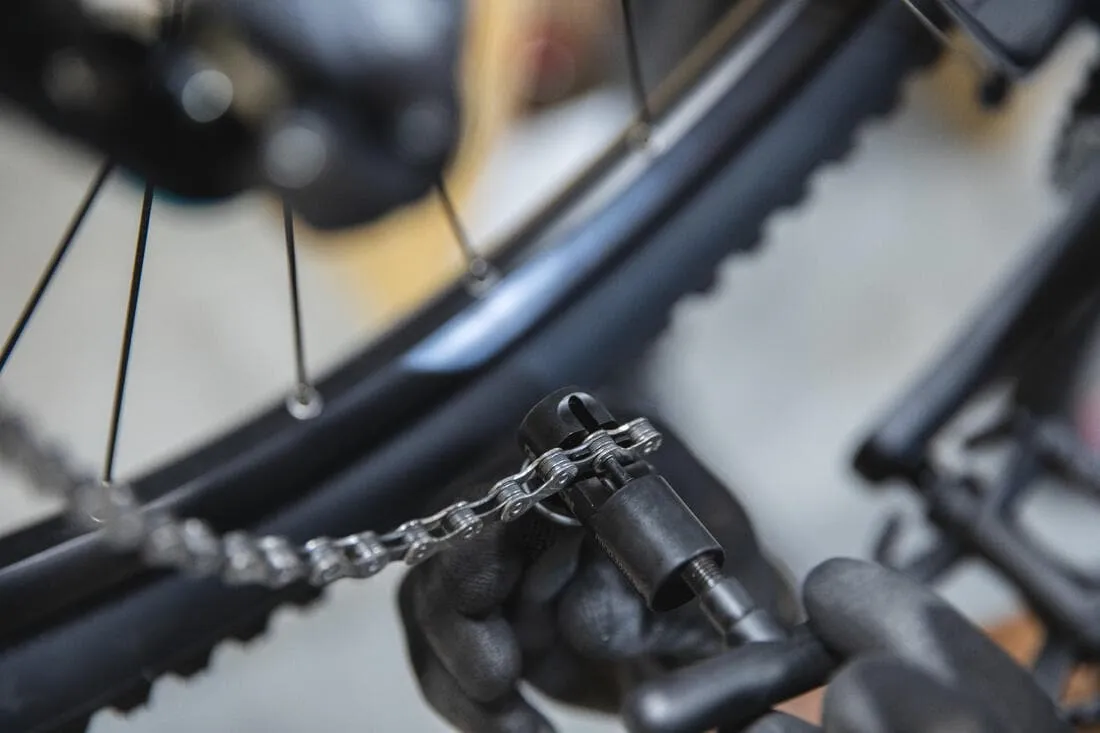CHAINE VELO 10 VITESSES