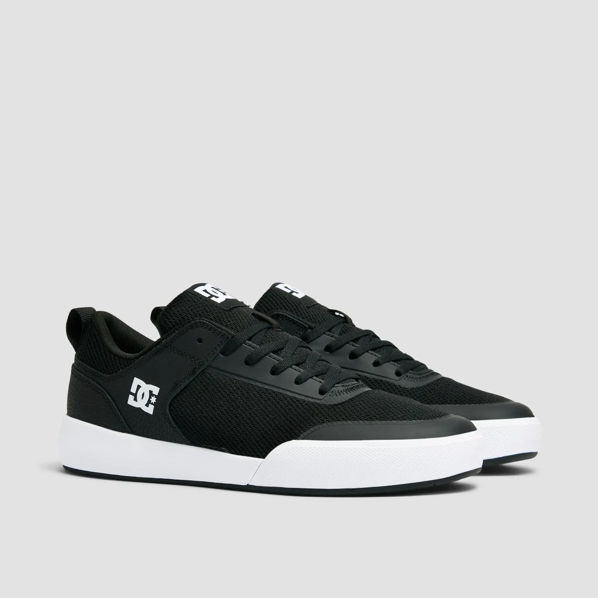DC Transit Shoes - Black/White