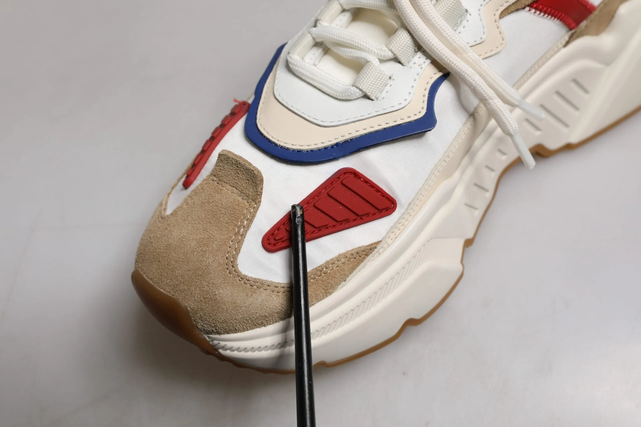 Dolce & Gabbana Multicolor DAYMASTER Low Top Sneakers Shoes