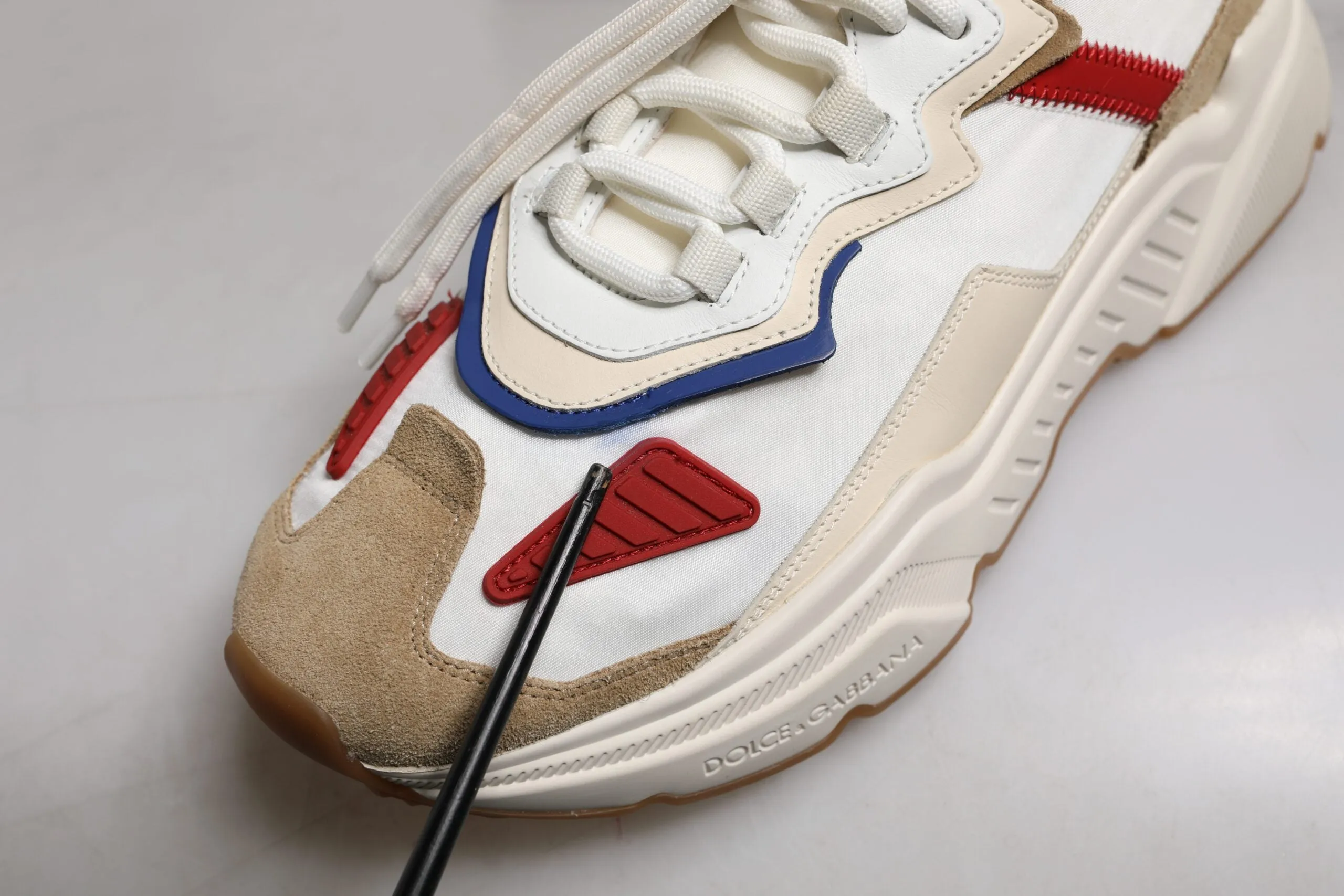 Dolce & Gabbana Multicolor DAYMASTER Low Top Sneakers Shoes