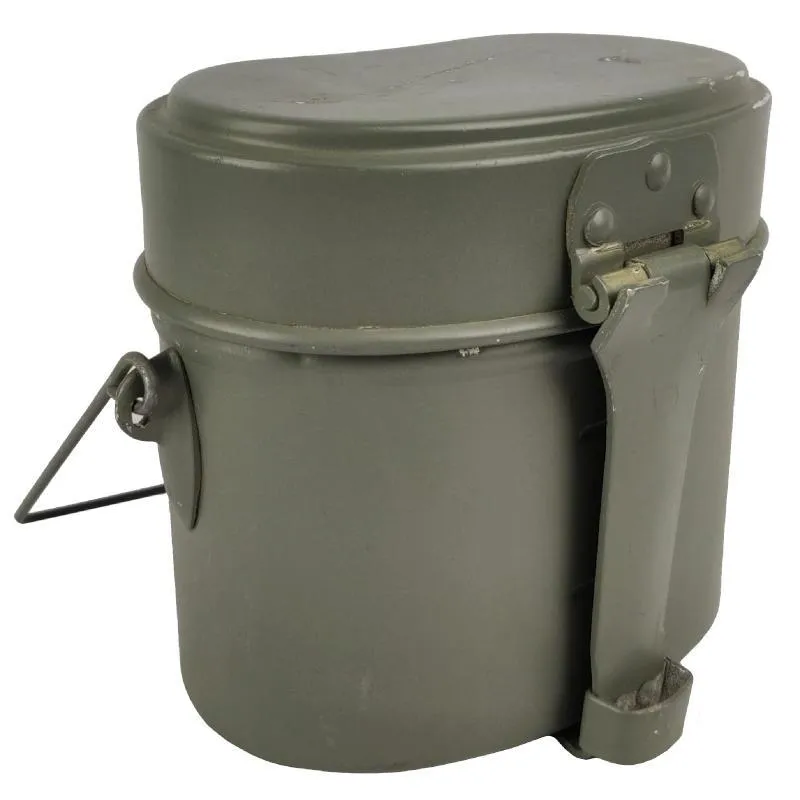 East German Army Mess Tin