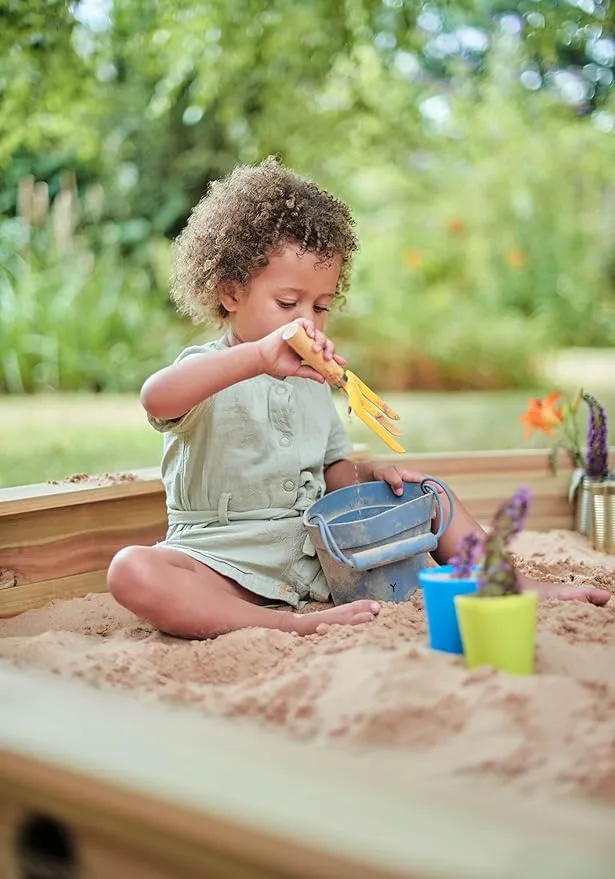 Giant Octaganol Eco FSC Wooden Sandpit with Waterproof Cover | 1.5m diameter | 18m 