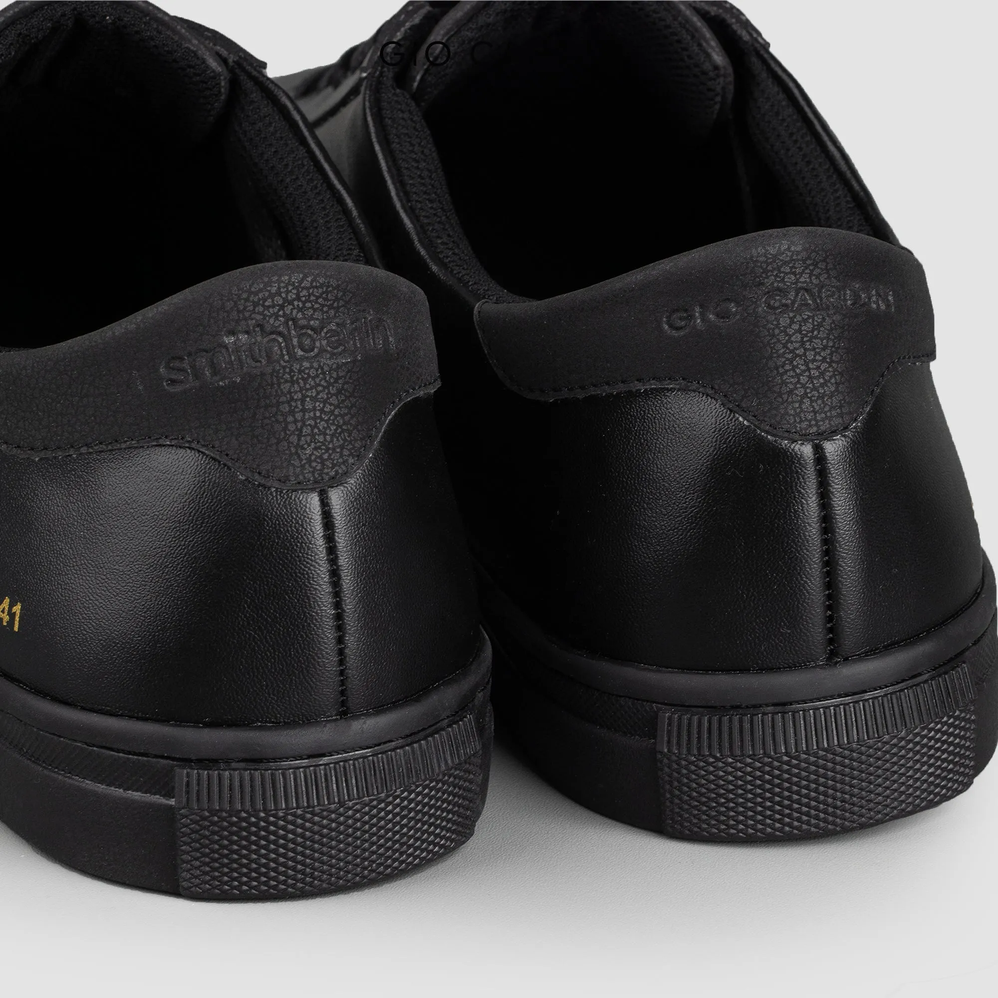 GIO CARDIN x SMITH BERLIN - EVANDER -TRIPLE BLACK