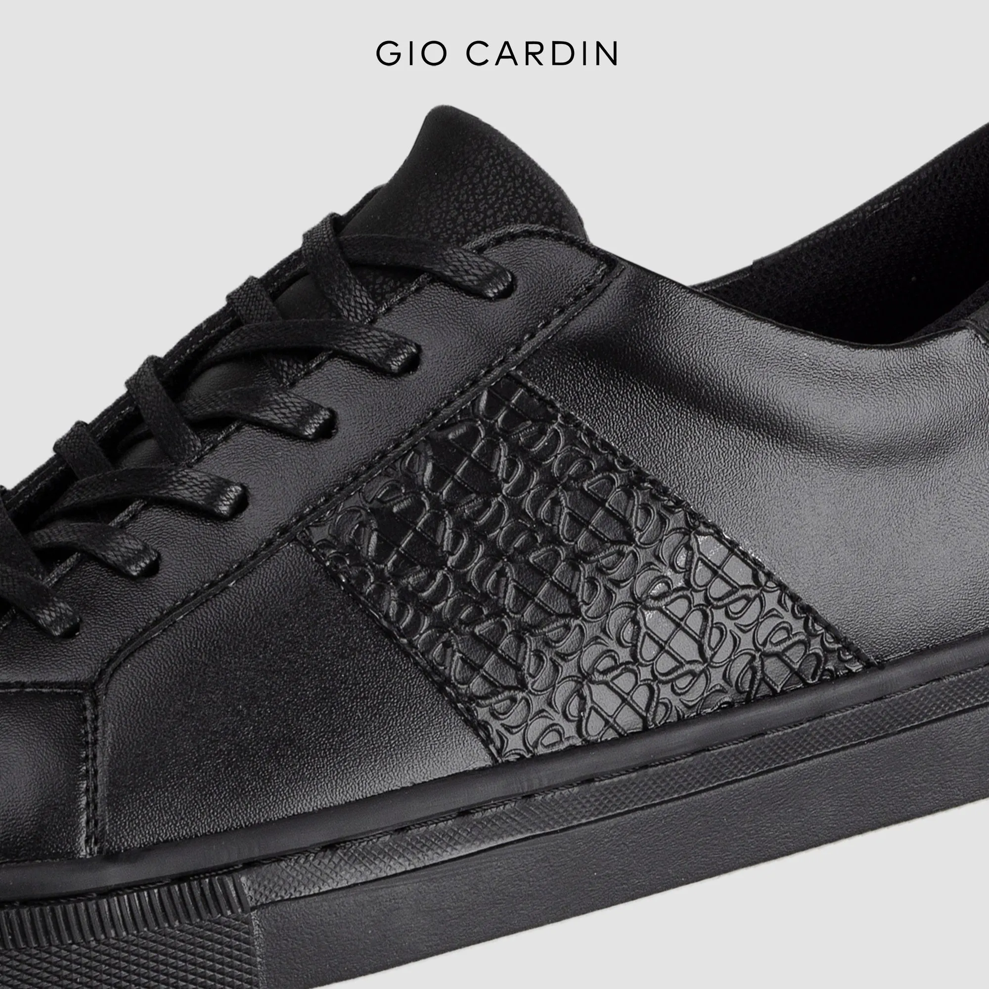 GIO CARDIN x SMITH BERLIN - EVANDER -TRIPLE BLACK