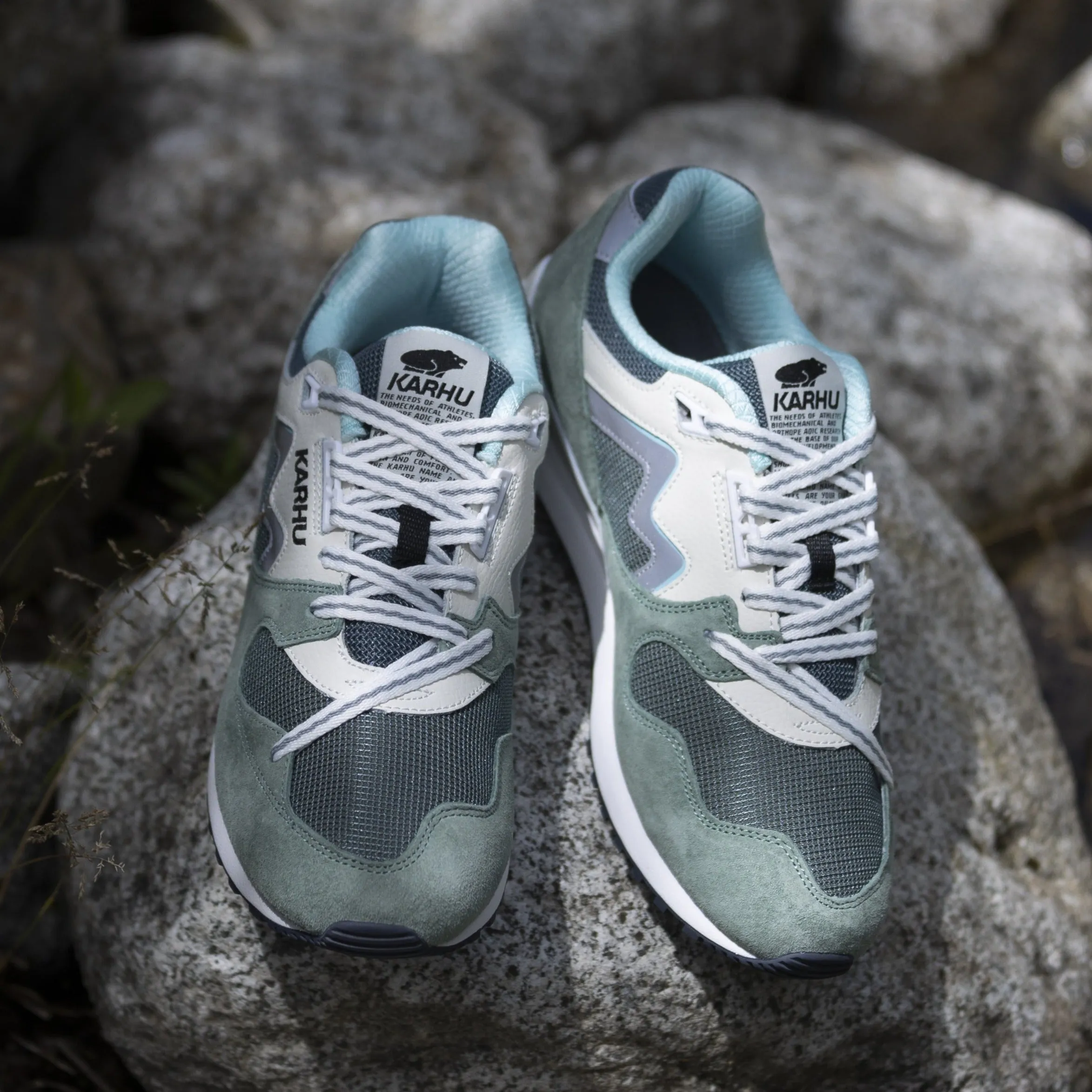 Karhu Synchron Classic - Iceberg Green/Lily White