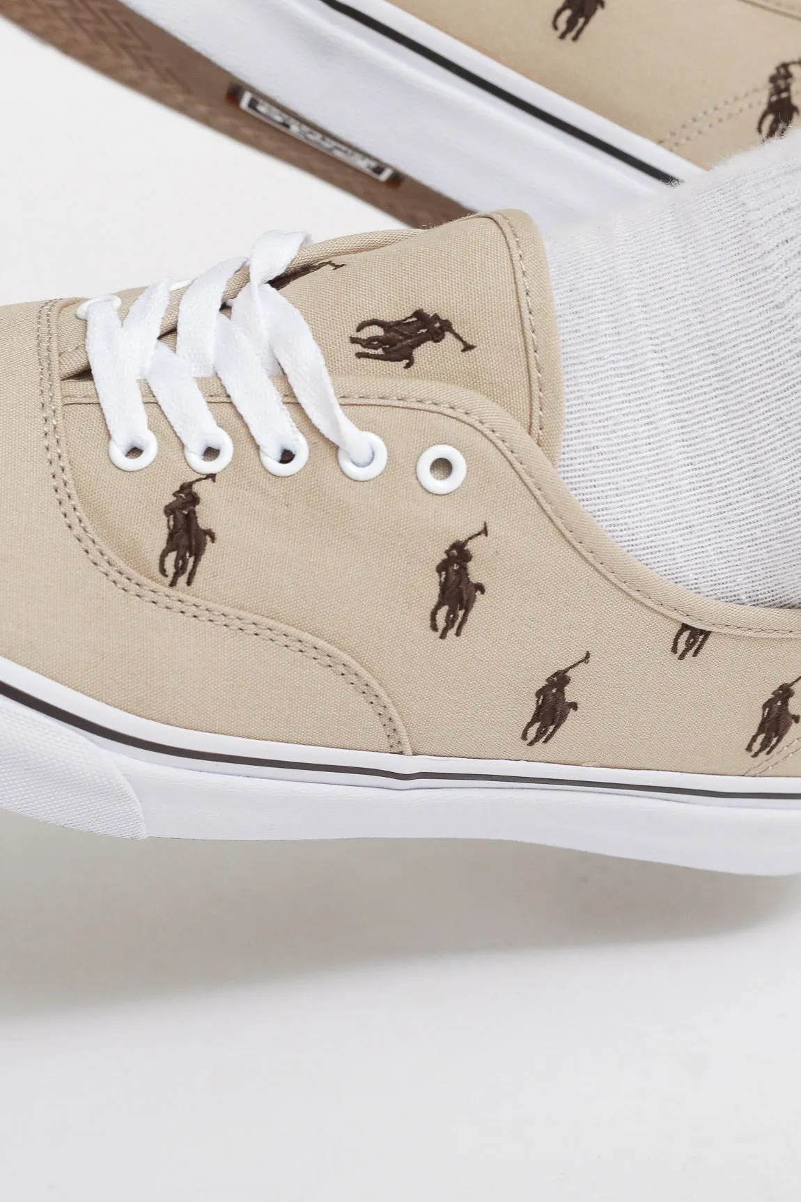 Keaton Pony Sneakers Low Top Lace - Chino/Brown