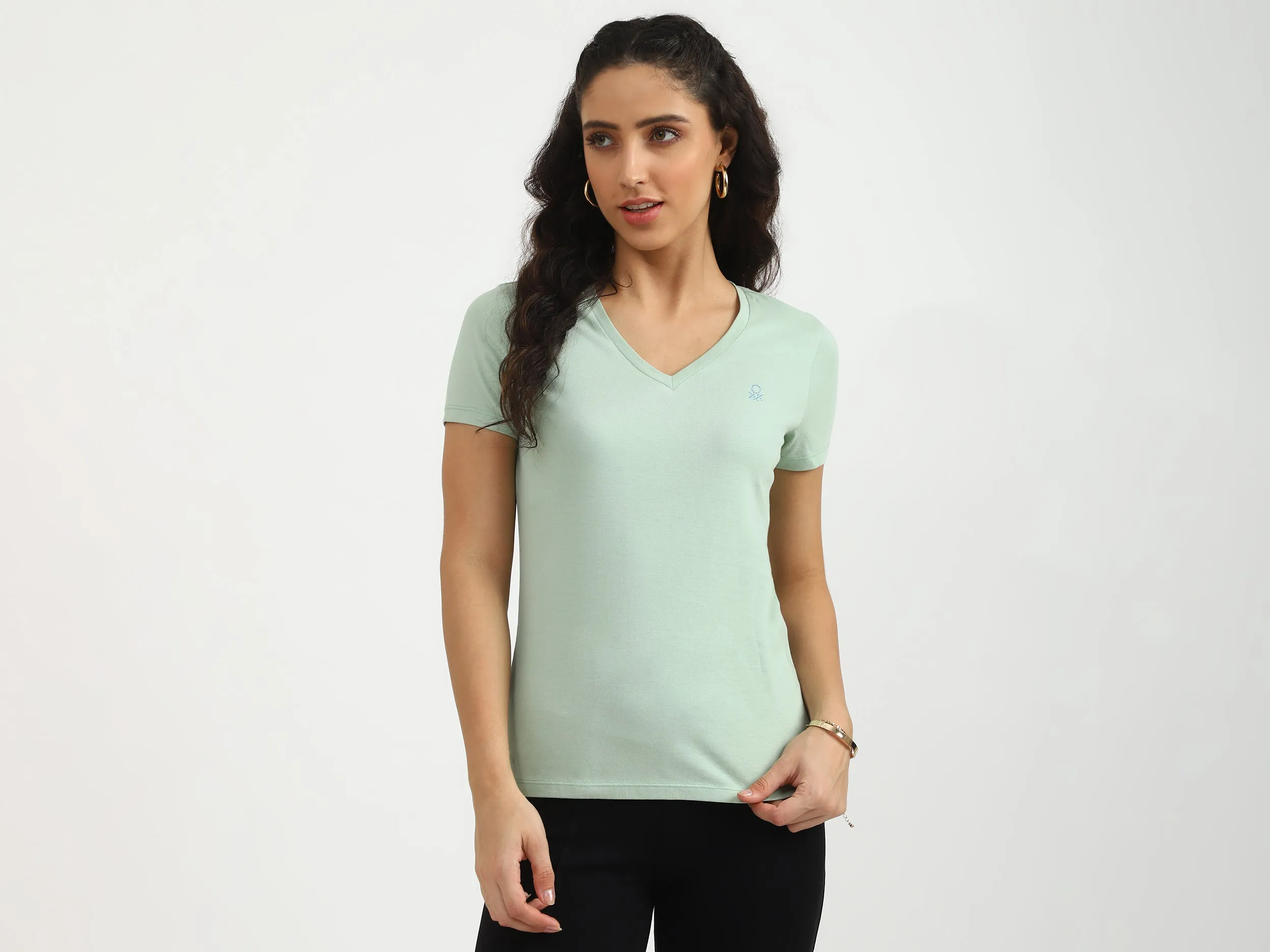 Ladies Round Neck Solid T-Shirt