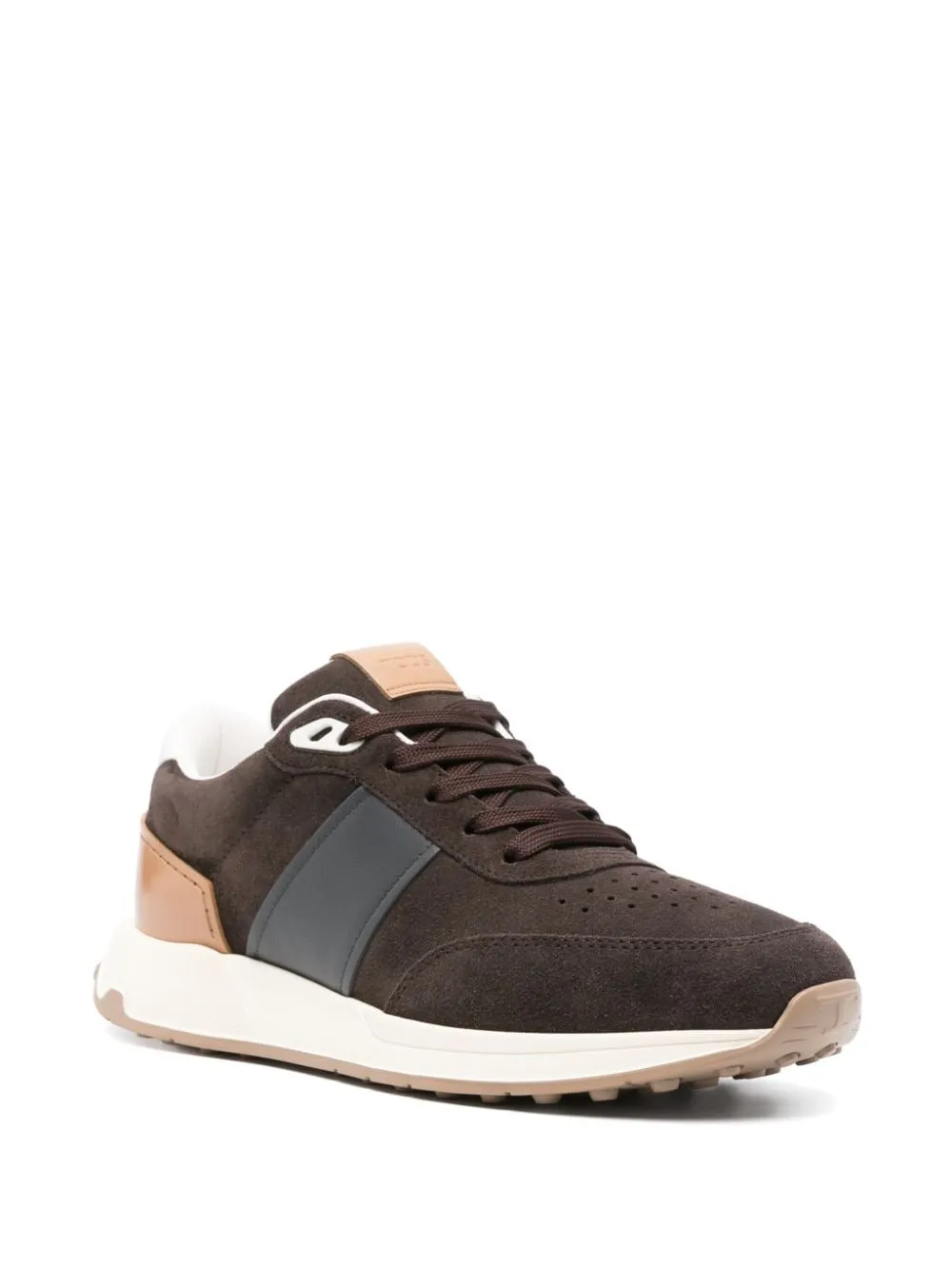 Low-top sneakers