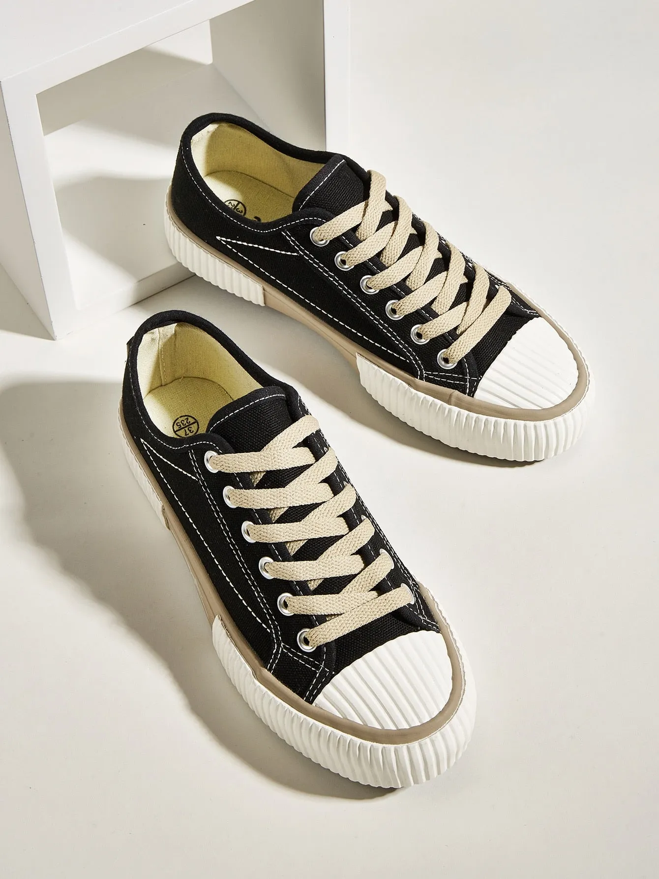 Low Top  Wide Fit  Canvas Sneakers  - Black- FD ⚡
