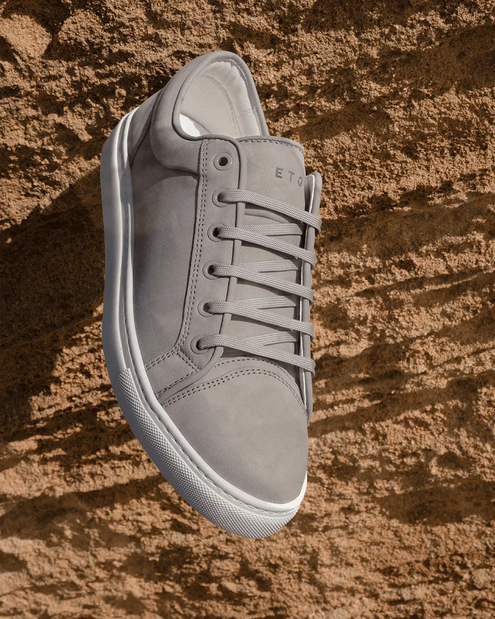 LT 01 Essence Ash Grey