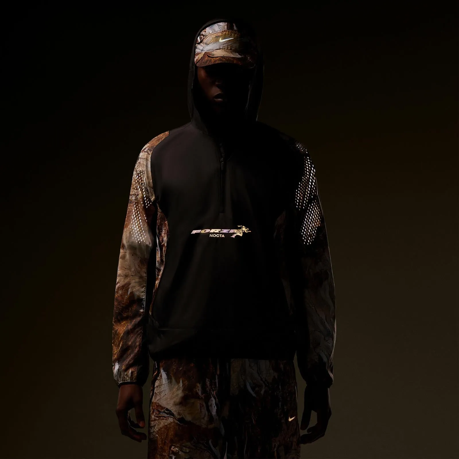 Mountain View Pullover
