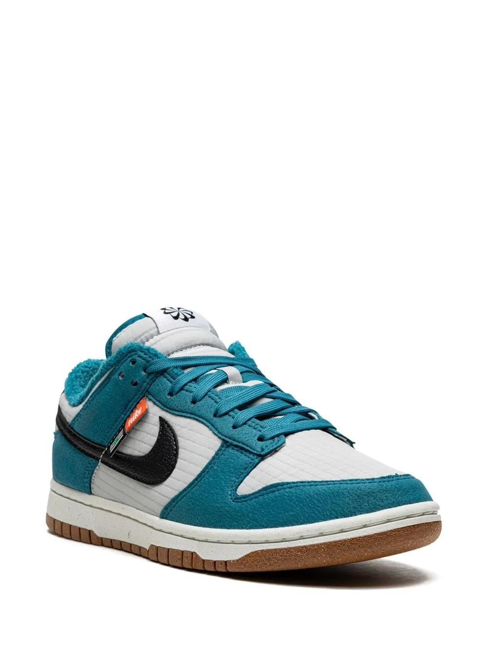 Nike Dunk Low sneakers