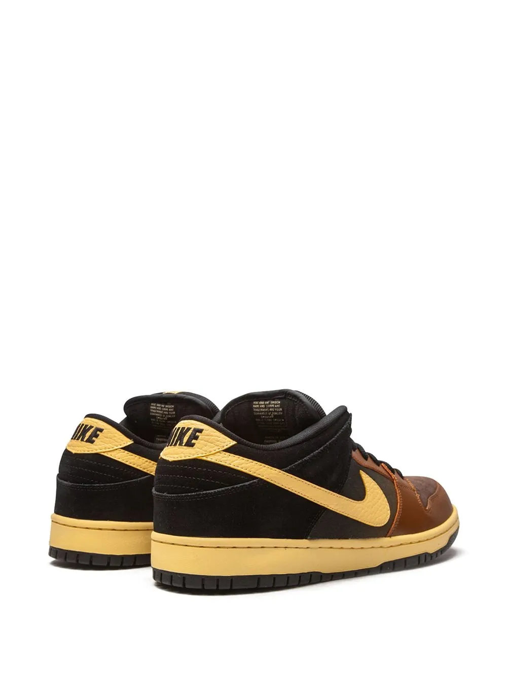 Nike Dunk SB Low sneakers