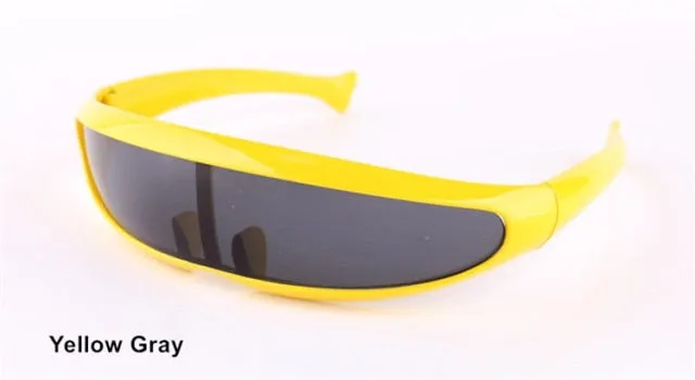Photochromic Cycling Glasses
