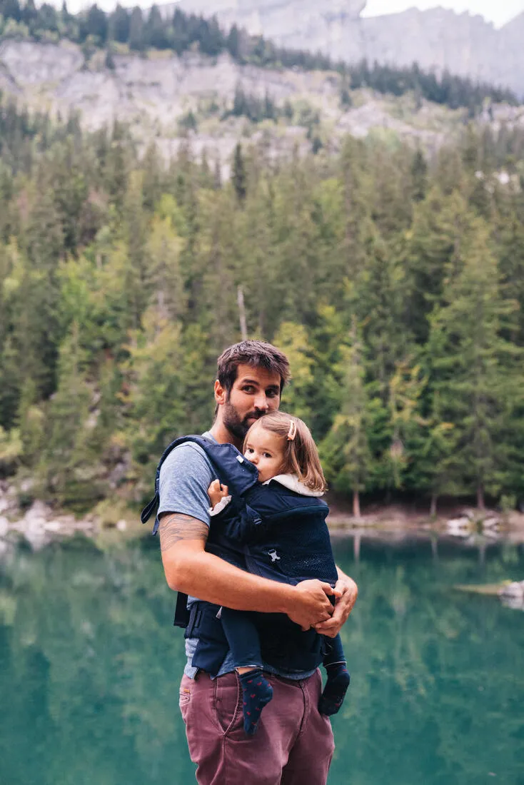 Porte-bébé physiologique de 9 mois à 15kg - MH500 bleu marine
