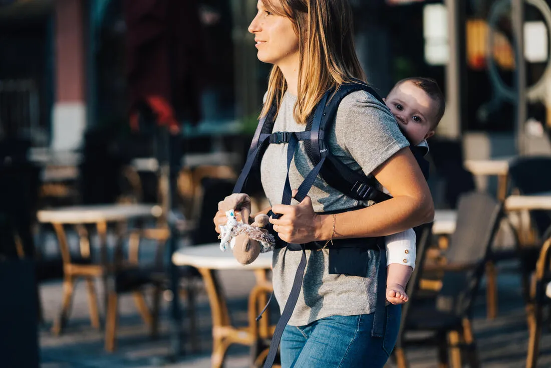 Porte-bébé physiologique de 9 mois à 15kg - MH500 bleu marine