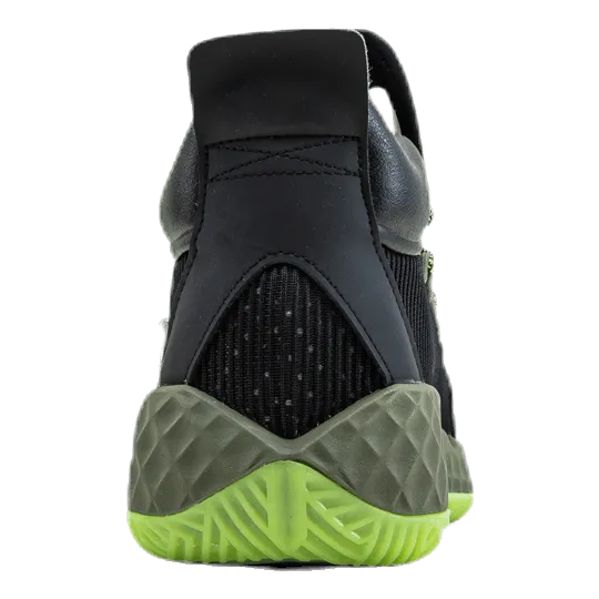Pro Boost Mid Shoes Core Black / Cloud White / Legacy Green