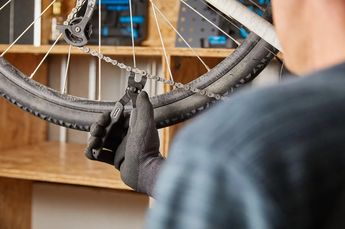 Quick-Release Bike Chain Tool