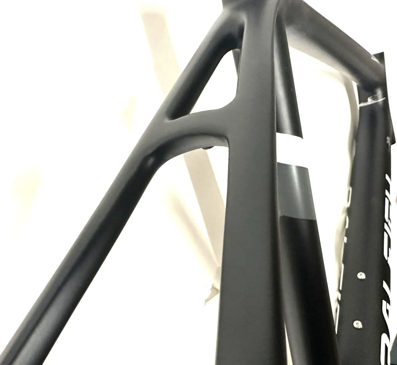 Raleigh Clubman Carbon 60cm Disc 700c Road Bike Frame Fork New NOS