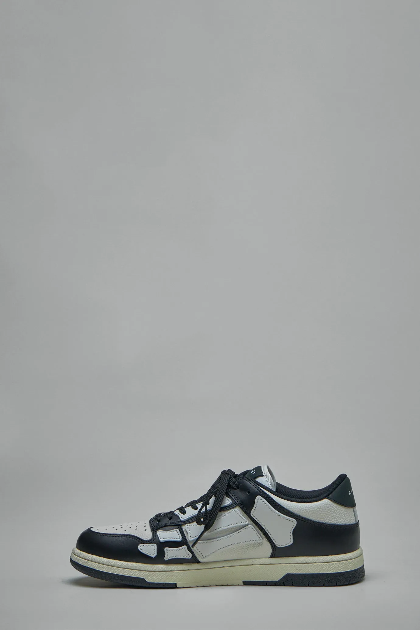 Skel Low Top