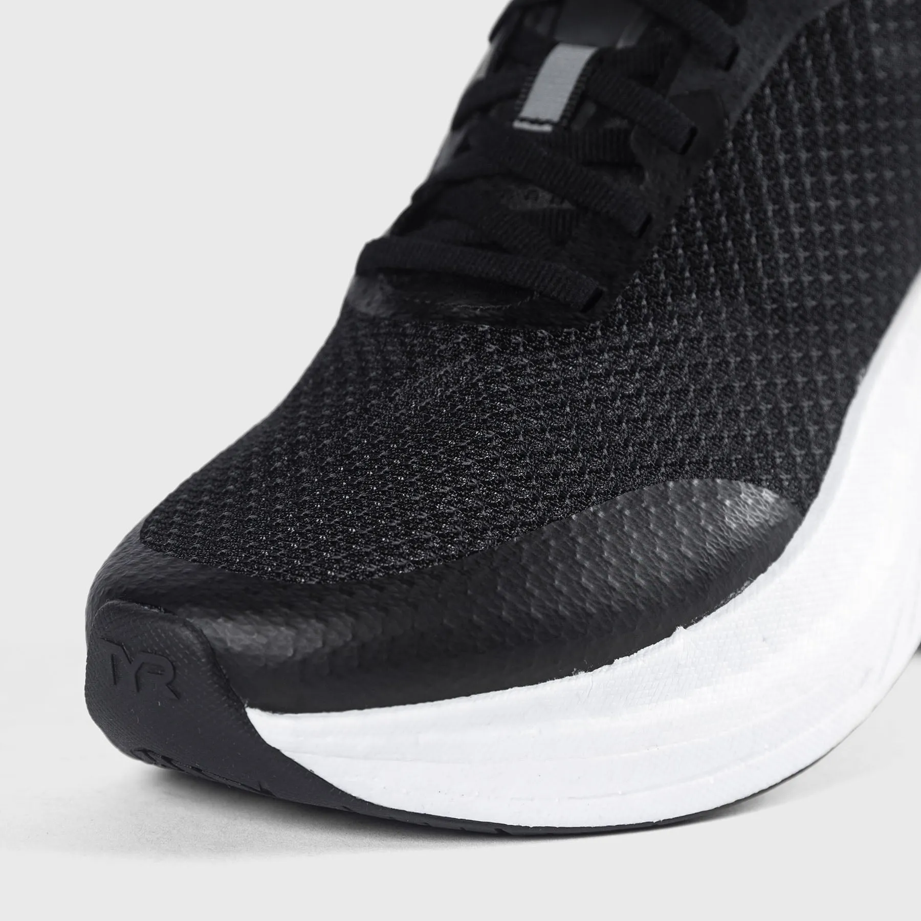 TYR - VALKYRIE SPEEDWORKS RUNNER - BLACK