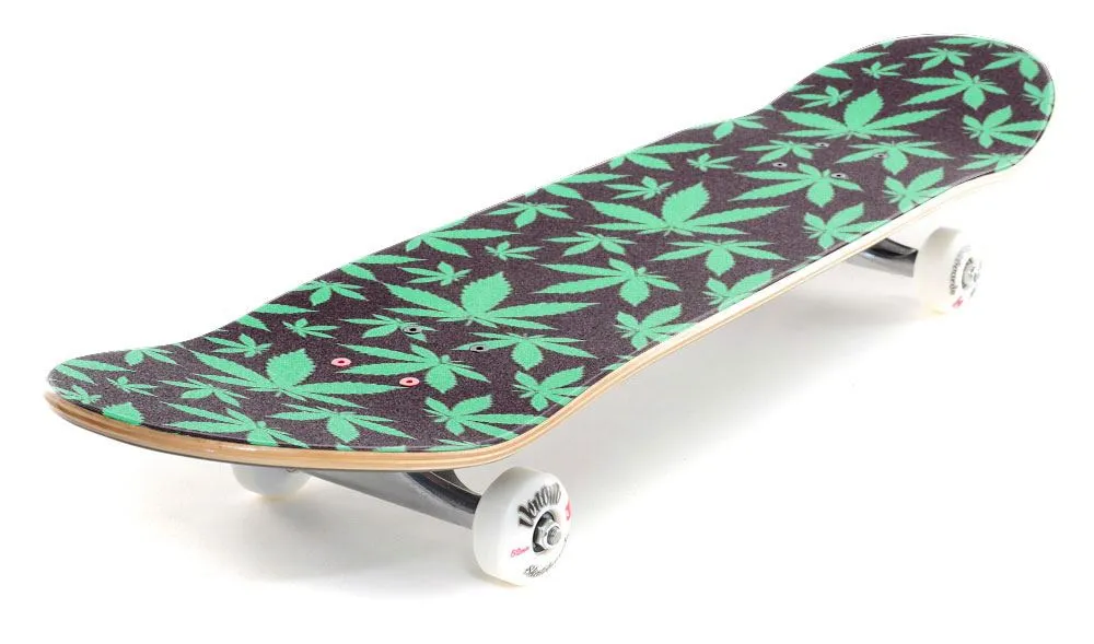 Venom Professional High Grade Skateboard Griptape 9" x 33" - Leaf Random