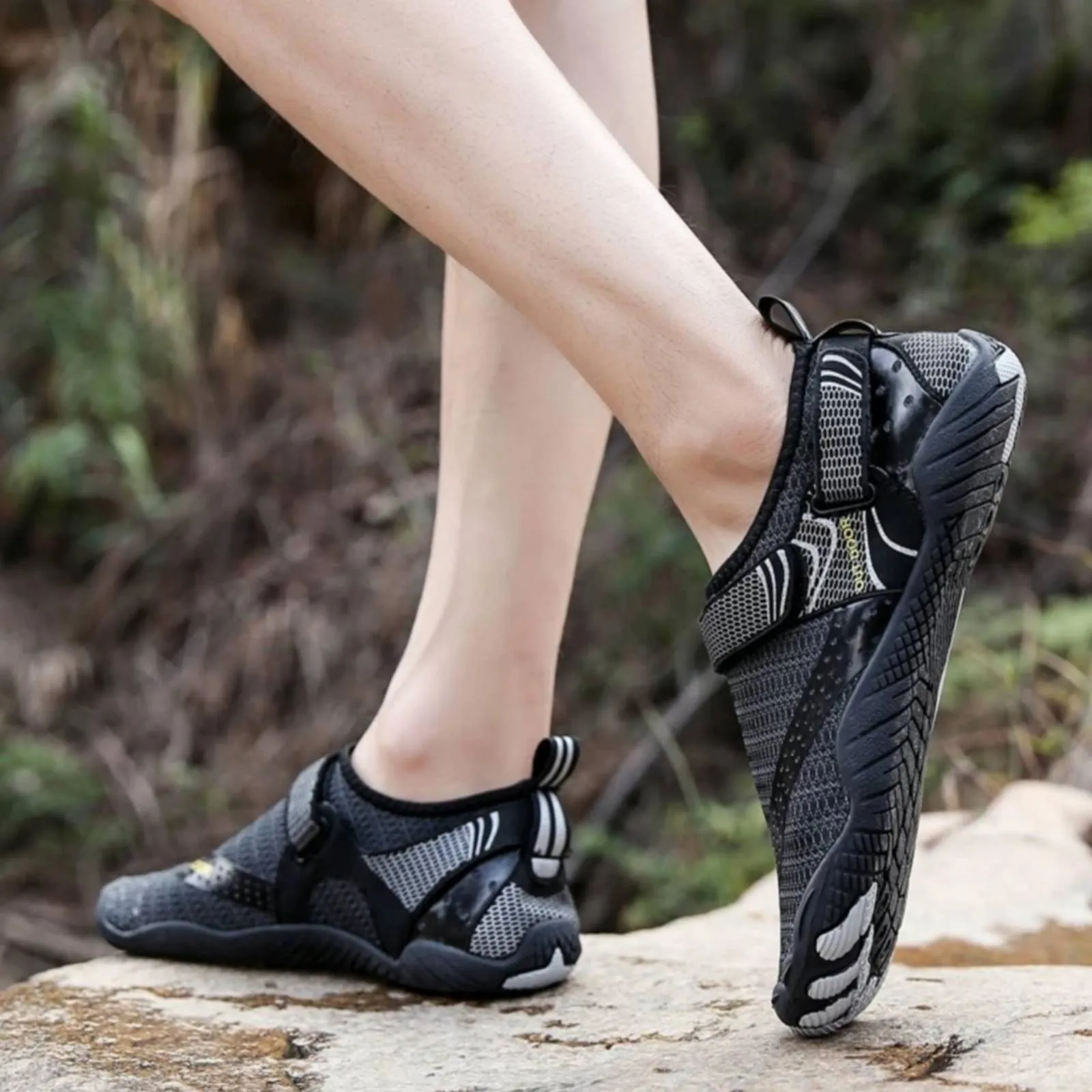 Water Shoes for Men & Women - Barefoot Non-slip Aqua Sports Quick Dry Shoes (Unisex)