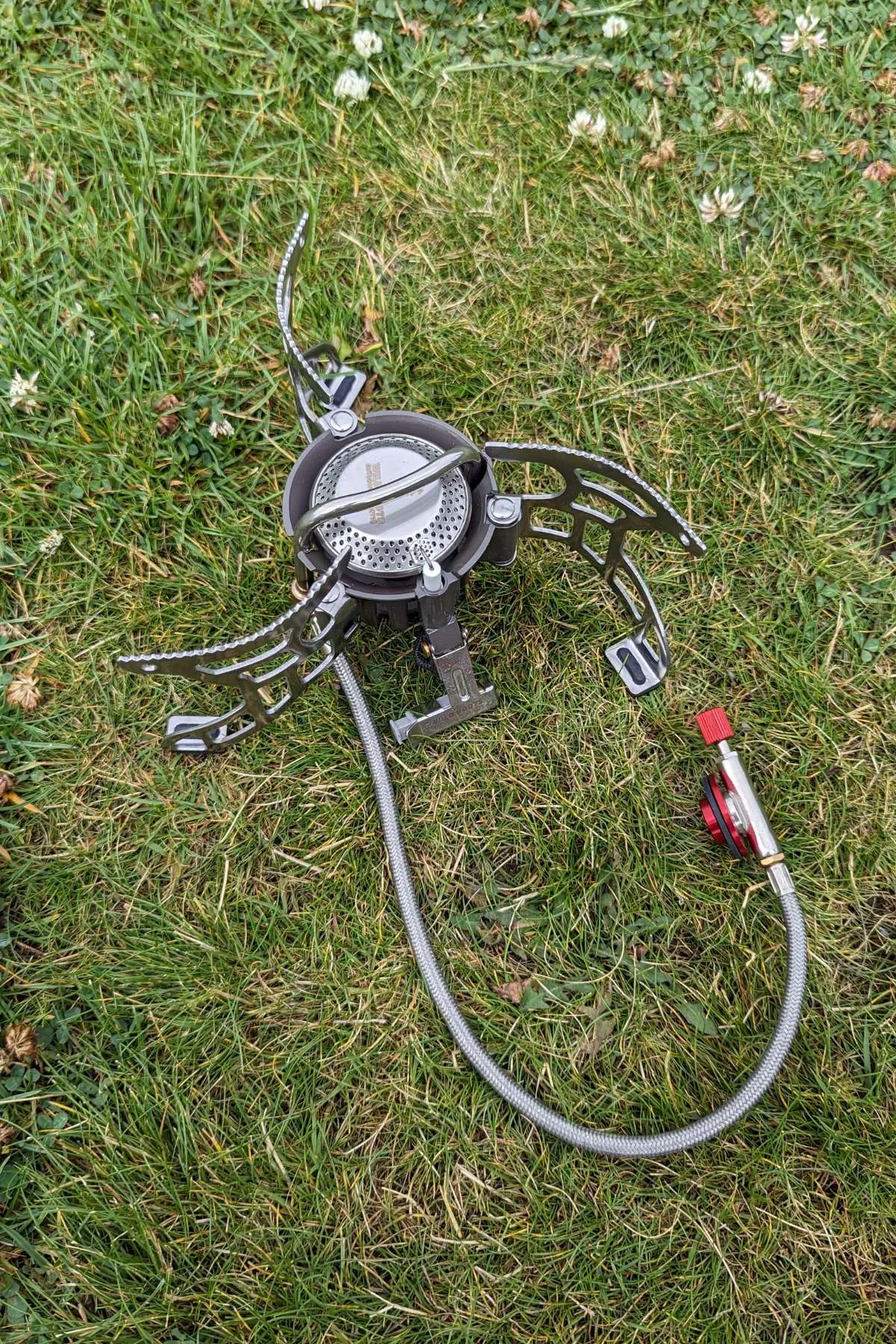 Wild Roots Collapsible Outdoor Camping Stove with Piezo Ignition