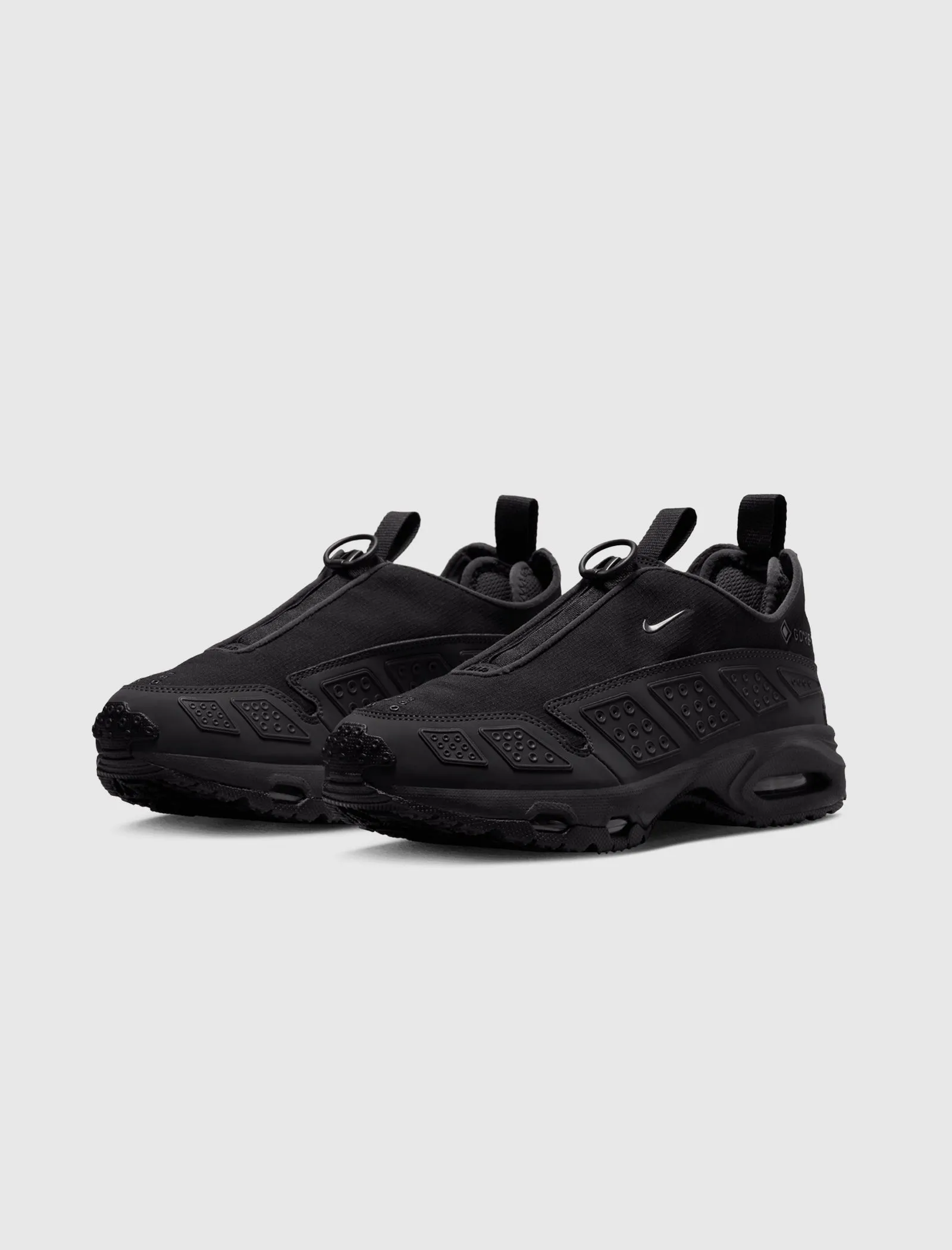 WOMENS AIR MAX SUNDER GORE-TEX "BLACK/DARK SMOKE GREY"